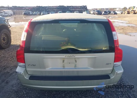 2006 Volvo V70 2.5T z USA, uszkodzony, nr VIN YV1SW592462550821